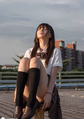 日韩精品成人色帅男偶像主题曲_HD影视在线观看