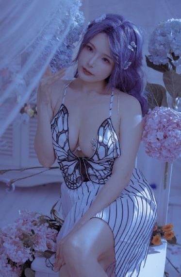 欧美大码连衣裙性感_BD韩语免费观看视频